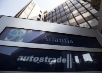 Atlantia: Disponibili a valutate eventuale proposta di Cdp e altri investitori per 88% di autostrade per L’Italia