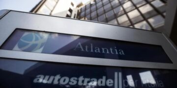 Atlantia: Disponibili a valutate eventuale proposta di Cdp e altri investitori per 88% di autostrade per L’Italia