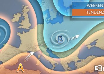 Meteo: Weekend incerto tra sole e nuovi acquazzoni, le zone più a rischio