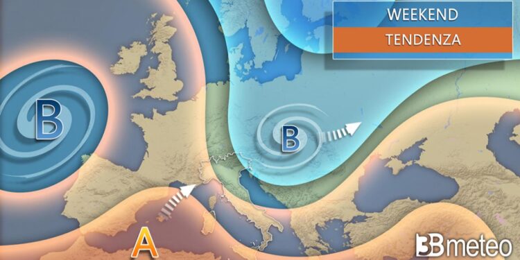 Meteo: Weekend incerto tra sole e nuovi acquazzoni, le zone più a rischio