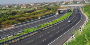 Diramazione Roma sud D19: Chiusa per una notte l’immissione del grande raccordo anulare di Roma