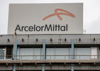ArcelorMittal firma un accordo di investimento con Invitalia