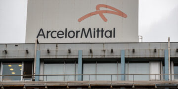 ArcelorMittal firma un accordo di investimento con Invitalia
