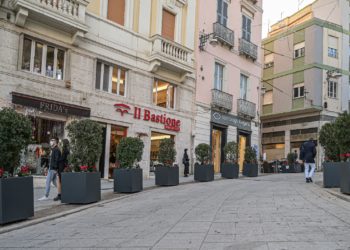 A Cagliari 87 fioriere per abbellire strade e piazze