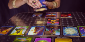 La figura del cartomante