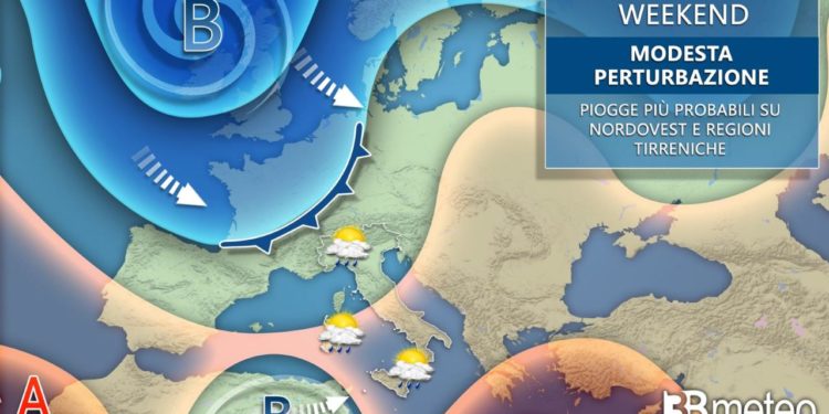 Meteo: Nuove perturbazioni in arrivo nel weekend, ancora pioggia e nove. Ecco dove