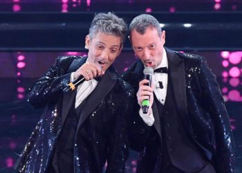 Sanremo 2021, via a terza serata. Omaggio a Lucio Dalla