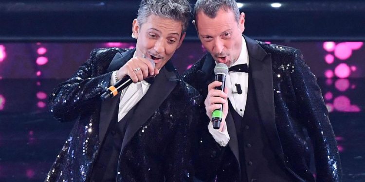 Sanremo 2021, via a terza serata. Omaggio a Lucio Dalla