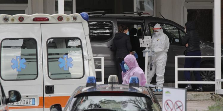 Covid Campania, 2.656 contagi e 65 morti: bollettino 16 marzo