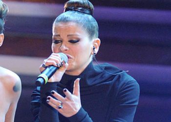 Sanremo 2021, Alessandra Amoroso ospite stasera al Festival