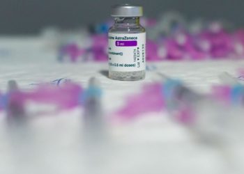 AstraZeneca, le news: Italia in attesa dell’Ema, ultime notizie