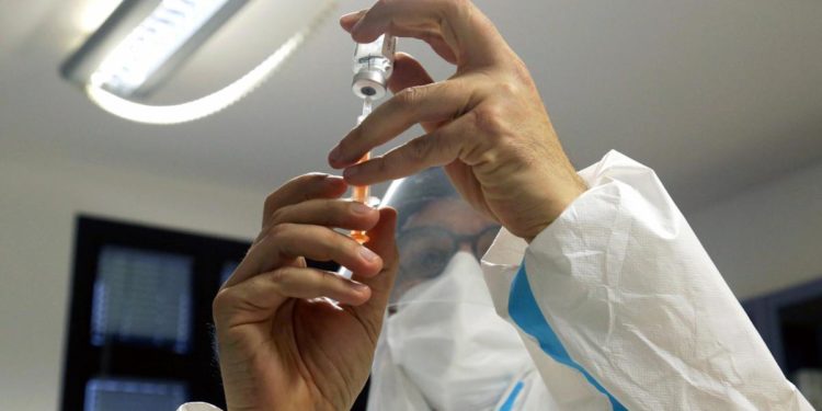 AstraZeneca, Italia usa vaccino: e altri paesi?