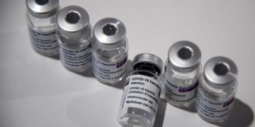 AstraZeneca, solo 70 milioni di dosi vaccino a Ue fino a giugno
