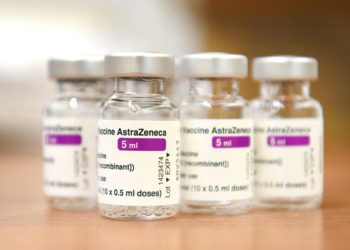 Oms: “AstraZeneca unica a non trarre profitto da vaccino”