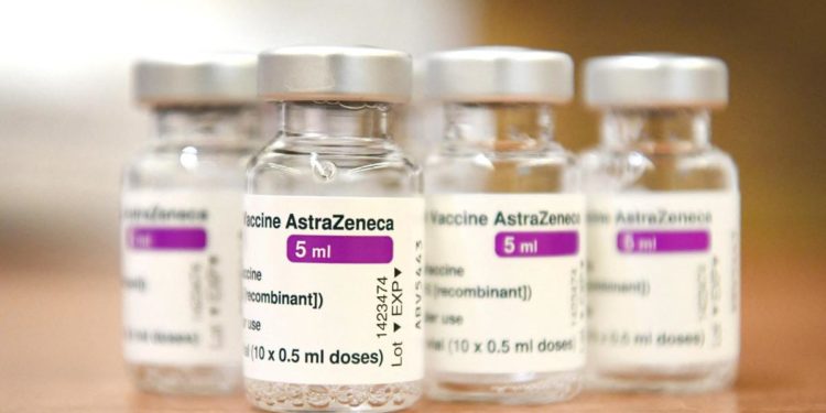 Oms: “AstraZeneca unica a non trarre profitto da vaccino”