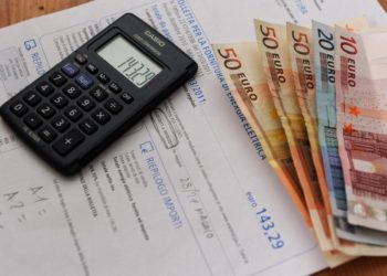 Dl Sostegni, da Arera ok a taglio di 600 mln alle bollette delle piccole imprese
