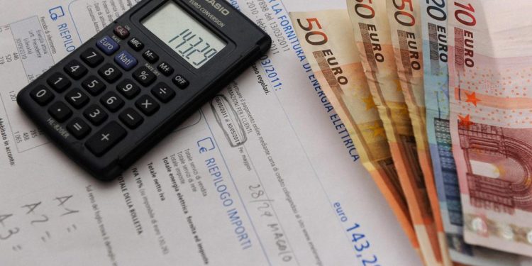 Sostariffe, su liberalizzazione mercato luce e gas per aziende i costi medi e consigli