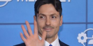 Festa del papà, gli auguri di Pier Silvio a Berlusconi: “Sei unico”