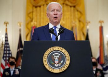 Usa, Biden ‘festeggia’ primi 50 giorni con approvazione piano anti Covid