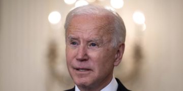Covid, Biden vuole riaprire confini anche per viaggiatori