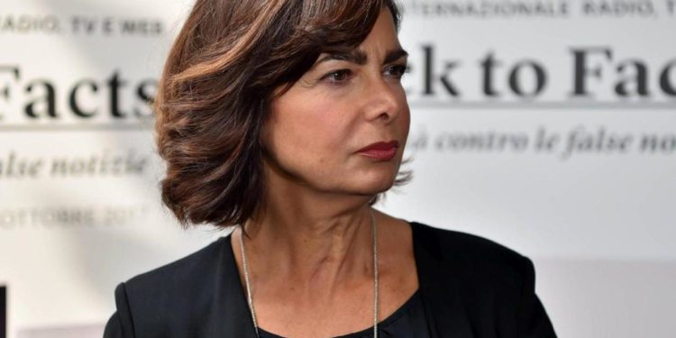 Boldrini-Lucarelli, botta e risposta sul Fatto