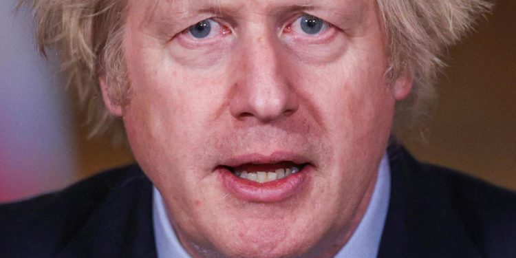 Covid Gb, Johnson: “Attenzione a nuova ondata”