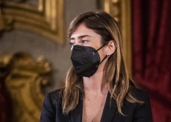 Maria Elena Boschi in procura: “Stalker mi perseguita”