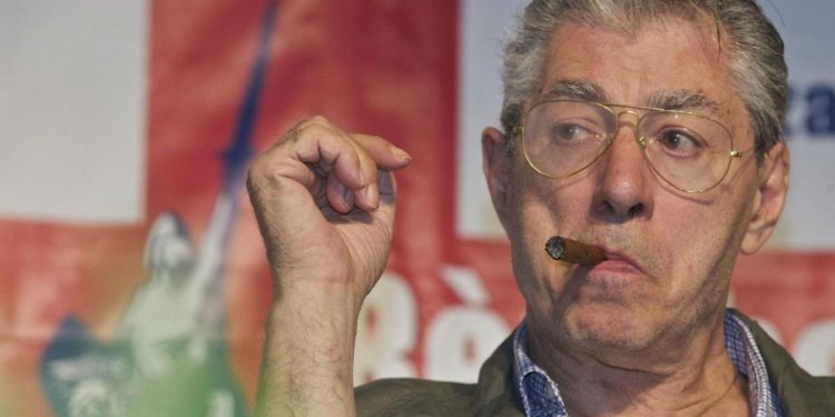 Governo, Bossi a Roma: “Serve coordinamento Nord-Sud”