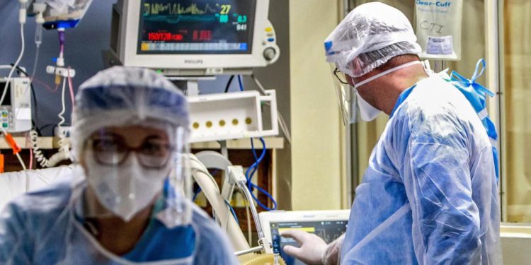 Covid Brasile, oltre 300mila morti