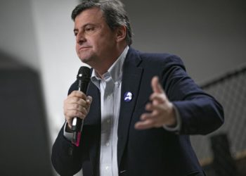 Roma, Calenda: “Pronto a parlare con Letta, ma basta perdere tempo”