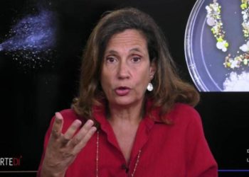 Covid, Ilaria Capua: “Siamo alla svolta, vaccino è miracolo”