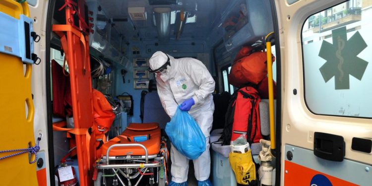 Covid Abruzzo, 515 contagi e 11 morti: bollettino 12 marzo