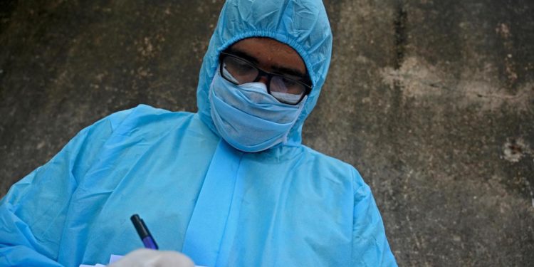 Covid India, nuova variante nello stato di Mumbai