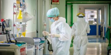 Iss: “Rt sale a 1.16, epidemia covid in espansione”