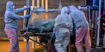 Covid Italia, oggi 24.935 contagi e 423 morti: bollettino 18 marzo