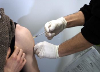 Covid, “anticorpi in 98,2% sanitari vaccinati”: lo studio del Niguarda