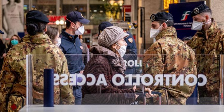 Covid Milano, 676 nuovi contagi in città e provincia