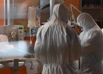 Covid Francia, 23mila nuovi casi e 170 morti: bollettino 6 marzo