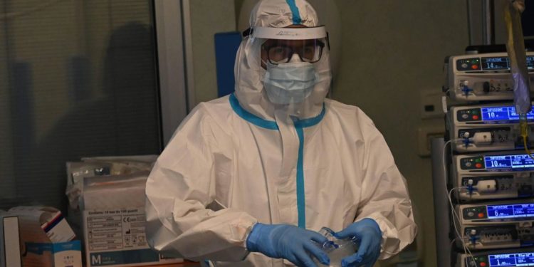 Covid Lombardia, oggi 5.046 contagi e 100 morti: bollettino 25 marzo