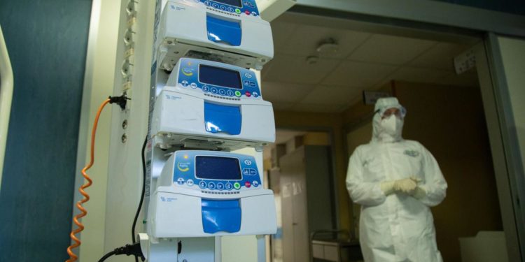 Covid Puglia, 594 nuovi casi e 25 morti: bollettino 8 marzo