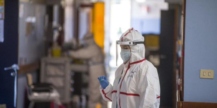 Covid Italia, Ecdc: “Rosso scuro per Emilia, Trento e Bolzano”