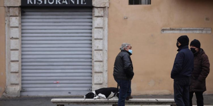 Nuovo Dpcm, Cts: “Misure più dure con scuole chiuse”