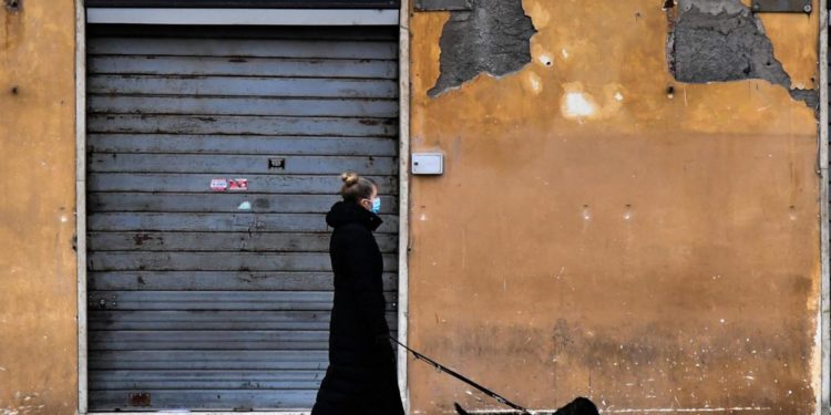 Nuovo Dpcm, weekend zona rossa e nuove regole ristoranti: le ipotesi