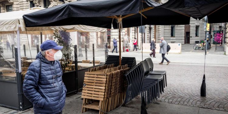 Covid, Viola: “Sacrifici per un mese e mezzo e scuole chiuse”