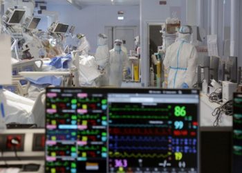 Covid, “non solo polmonite: il virus attacca anche il cervello”