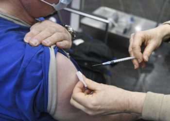 AstraZeneca, Locatelli: “No evidenze rischi su 20 milioni vaccinati”