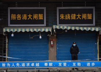 Covid, la Cina insiste: “Cercare origine anche altrove”