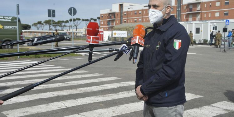 Covid, Curcio: “Vaccini? Unico criterio saranno fasce età”