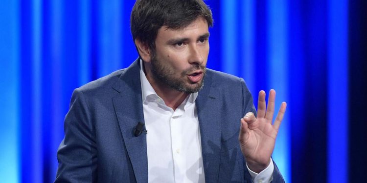 M5S, Di Battista: “Lite su 2 mandati spettacolo poco edificante”