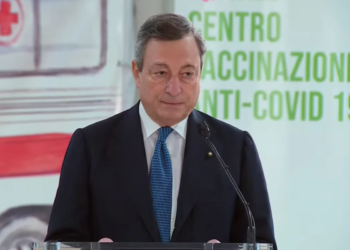 Covid Italia, Draghi: “Massima cautela, ma ne usciremo”